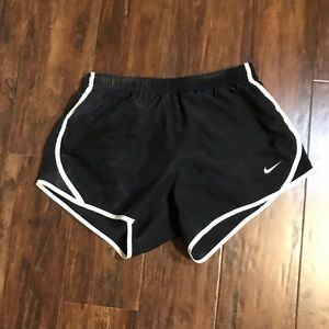 Black nike shorts